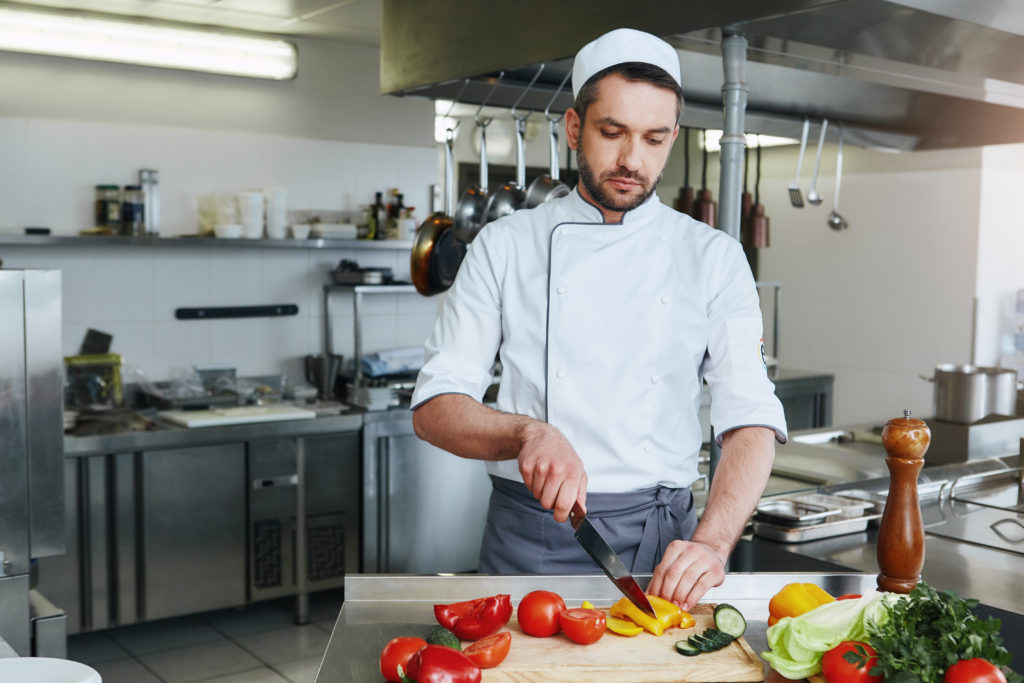 Looking for a Cook's job in Saudi Arabia